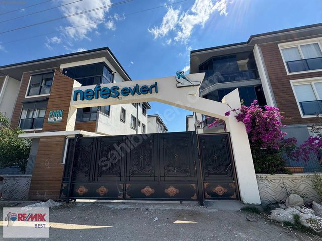 25 BERGAMA'DA SİTE İÇERİSİNDE 3+1 KİRALIK DAİRE