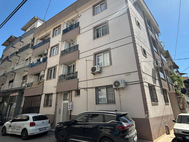 İZBAN YAKINI ARAKAT EŞYALI KIRALIK 2+1 DAIRE