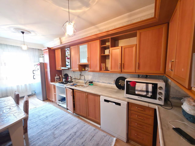 REMAX İLKE'DEN ŞEHİR MERKEZİ'NDE 3+1 SATILIK ARA KAT DAİRE