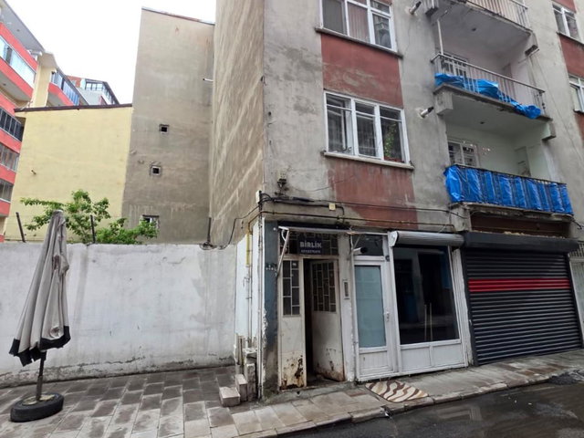REMAX İLKE'DEN ÇAYKARA CADDESİ'NDE 3+1 EŞYALI KİRALIK DAİRE