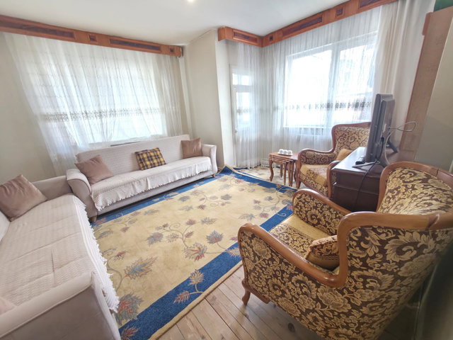 REMAX İLKE'DEN ŞEHİR MERKEZİ'NDE 1+1 GENİŞ SATILIK DAİRE