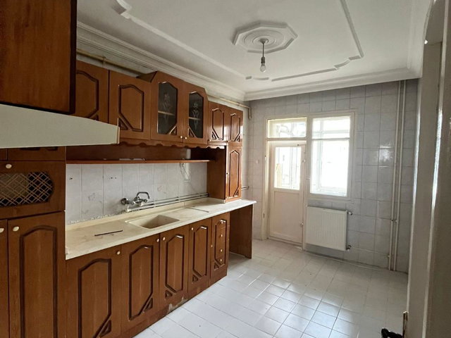 REMAX İLKE'DEN KAYAKYOLU'NUN MERKEZİ'NDE 3+1 KİRALIK DAİRE