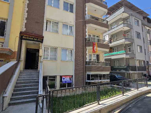 AFYONKARAHİSAR HATTATKARAHİSAR MAHALLESİNDE SATILIK 2+1 DAİRE