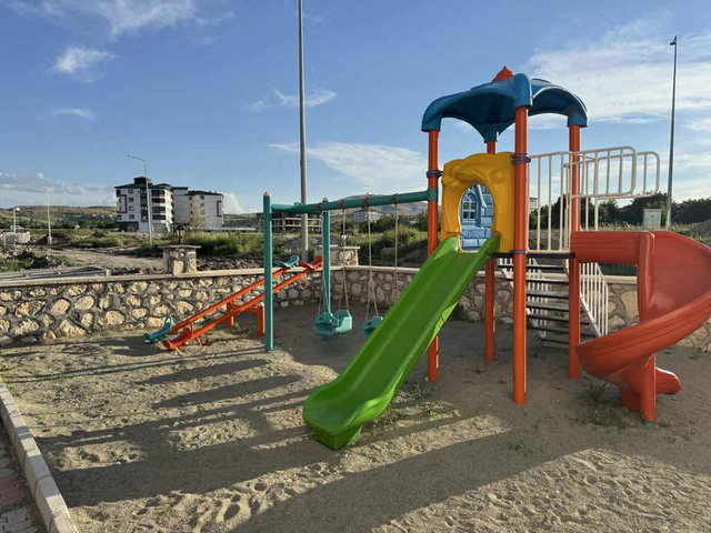 REMAX DOĞU'DAN ATAŞEHİR MAH. TERASLI MUHTEŞEM 4+1 SATILIK DAİRE