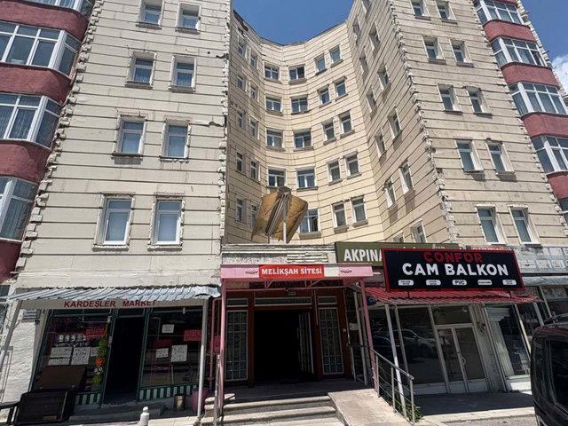 REMAX İLKE'DEN YILDIZKENT'TE 3+1 KİRALIK DAİRE