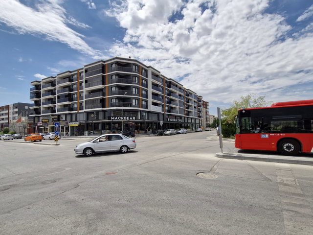 HASTANE VE METRO KARŞISINDA KIRALIK 2+1 DAIRE