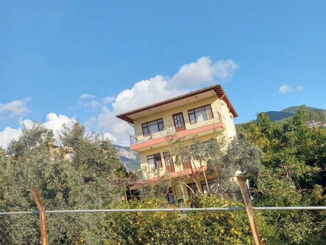 KENDI BAHÇENIZDE DOĞAL YAŞAMIN KEYFINI ÇIKARIN