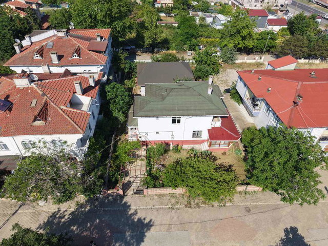 400 M² ARSA İÇERİSİNDE MÜSTAKİL DUBLEKS EV