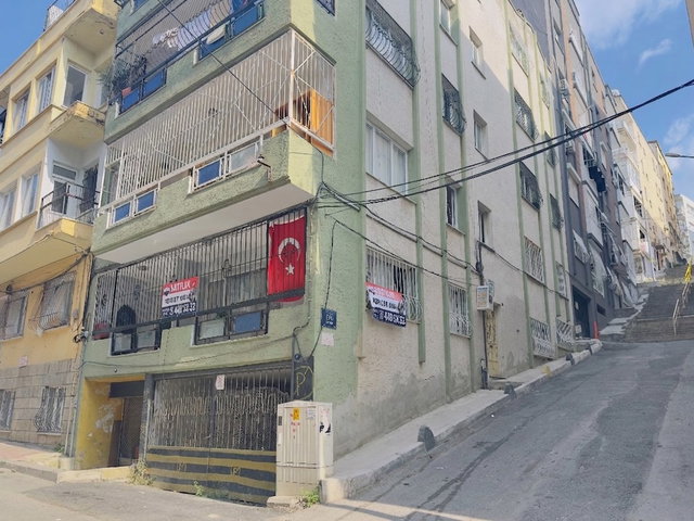 REMAX ARMA'DAN İZMIR KONAK ÜÇYOL METROYA YAKIN 3+1 SATILIK
