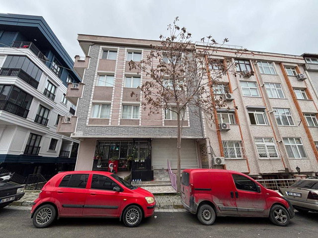 REMAX TOPRAK'TAN AVCILAR DENIZKÖŞKLER'DE SATILIK 3+1 DAIRE