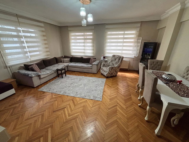 REMAX TOPRAK'TAN AVCILAR DENIZKÖŞKLER'DE SATILIK 3+1 DAIRE