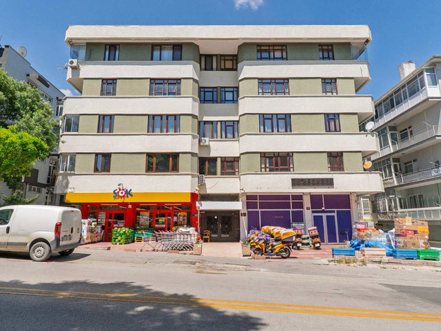 SATILIK HOŞDERE CADDESI ÜZERINDE 3+1 DAIRE