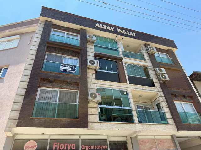 BAYRAKLI REFİK ŞEVKET İNCE MAHALLESİ’NDE ŞEHİR HASTANESİNE YAKIN MASRAFSIZ 2+1 FIRSAT DAİRE!