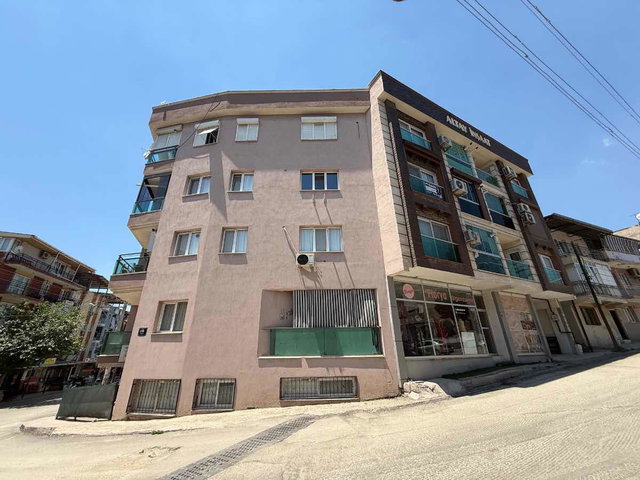 BAYRAKLI REFİK ŞEVKET İNCE MAHALLESİ’NDE ŞEHİR HASTANESİNE YAKIN MASRAFSIZ 2+1 FIRSAT DAİRE!