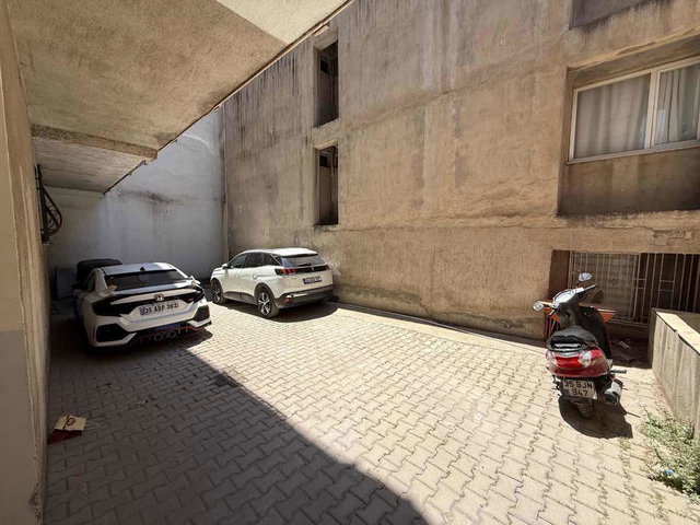 BAYRAKLI REFİK ŞEVKET İNCE MAHALLESİ’NDE ŞEHİR HASTANESİNE YAKIN MASRAFSIZ 2+1 FIRSAT DAİRE!