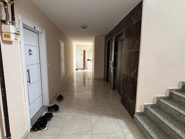 REMAX TOPRAK'TAN SILIVRI YENI MAHALLE'DE SATILIK 3+1 DAIRE