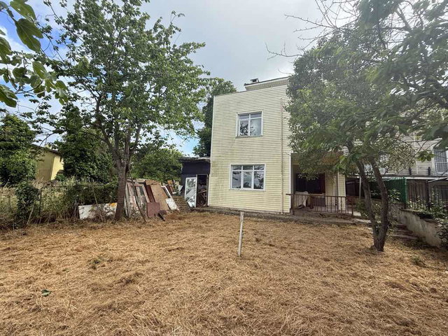 BEYKOZ KILIÇLI'DA DOĞAYLA İÇ İÇE SATILIK BAHÇELİ MÜSATAKİL VİLLA