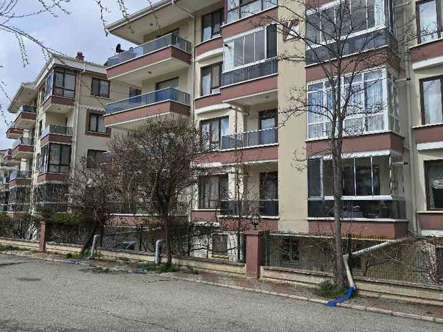 SELÇUKLU MAHALLESİ AKARKENT SİTESİ SATILIK 3+1 DAİRE
