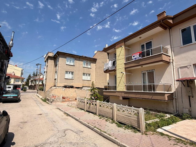 *KARŞIYAKA MAH. HAMM BLV YAKINI KİRALIK 1+1 DAİRE*