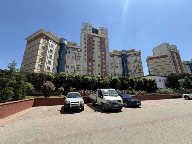 BAHCESEHIR PARK EVLERI HILLPARK MANZARALI SATILIK 3+1 FIRSAT