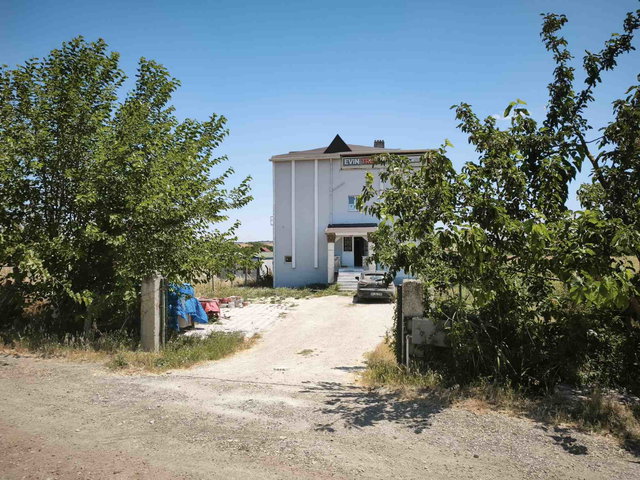 ÇANAKKALE OTOBANINA KOMŞU ,4.851 M² ARSA ÜZERİNDE 4 KATLI VİLLA
