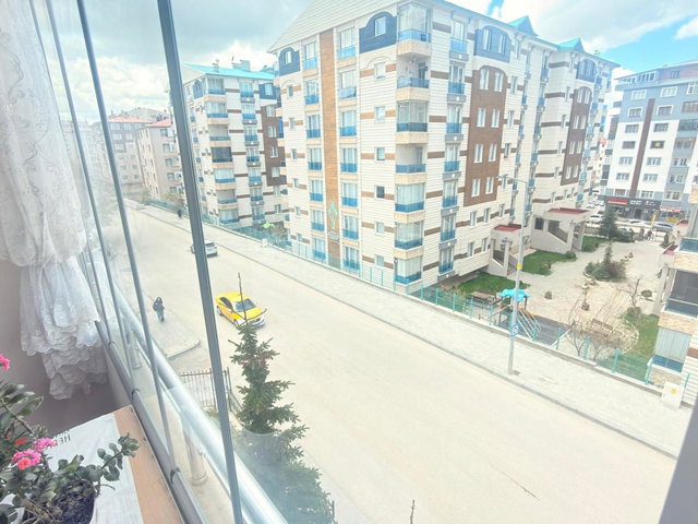 REMAX İLKE'DEN KAYAKYOLU ÇAMLICA PARK SİT. 3+1 SATILIK DAİRE