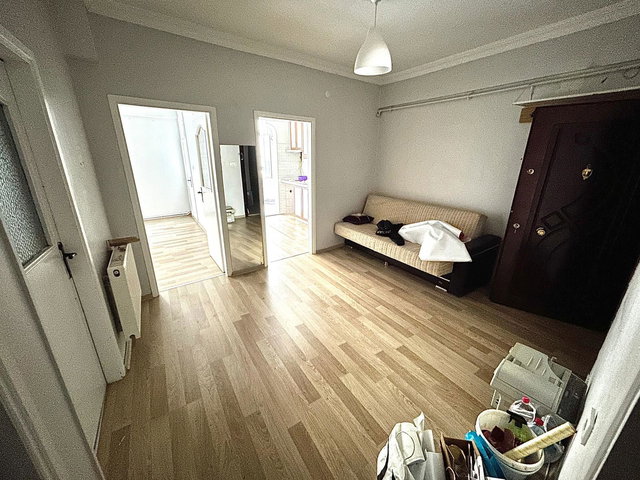ÇELİKTEPE MAHALLESİ 90 M2 2+1+ GENİŞ HOL.