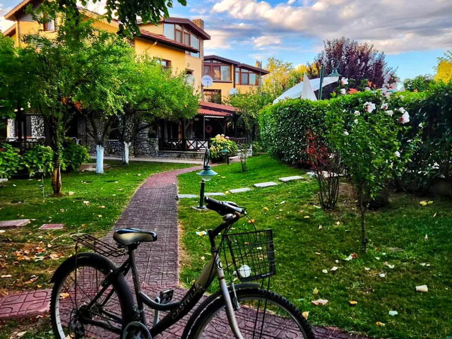 SAPANCA KIRKPINARIN EN NEZIH SITESINDE 3+1 SATILIK VILLA