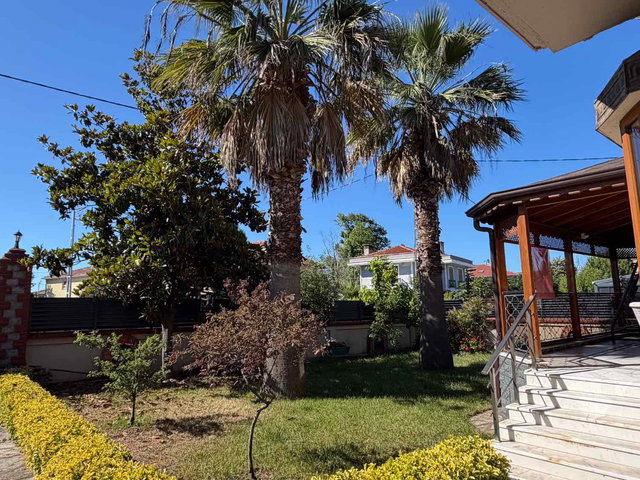ŞILE'DE 4+1 BÜYÜK BAHÇELI /HAVUZLU MÜSTAKIL VILLA