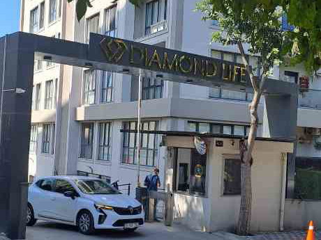 YAKACIK DİAMOND LİFE SİTESİNDE KİRALIK 3+1 DAİRE