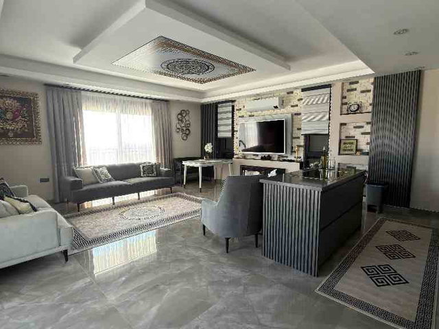 SÜLEK'TE SATILIK MÜSTAKİL TRİPLEX VİLLA