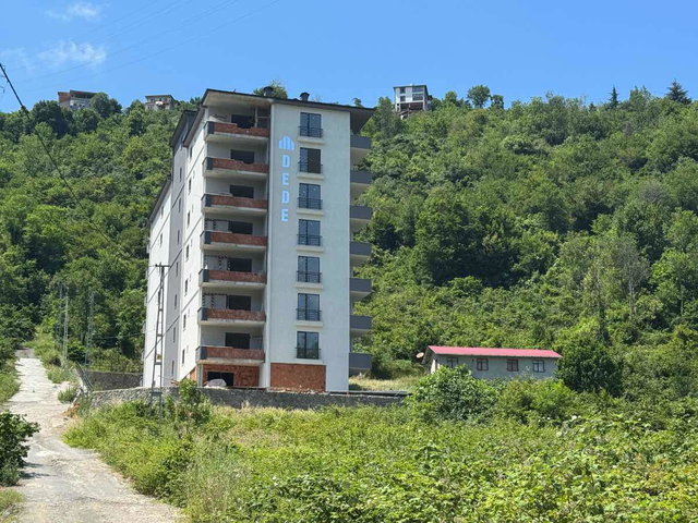 KAŞÜSTÜ 112 ACIL KARŞISI AVRASYA ÜNI. YANI SATILIK 1+1 DAIRE