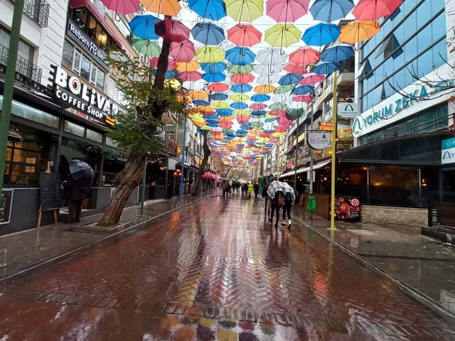 KIZILAYIN MERKEZİNDE SATILIK 1+0 İSTER KONUT İSTER OFİS