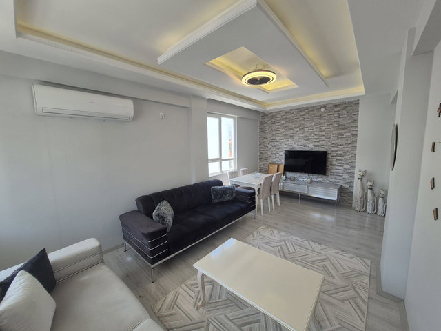 KEMER MERKEZ'DE SATILIK 2+1 EŞYALI, MARINA VE AY IŞIĞI PLAJI YAKIN DAIRE