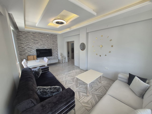 KEMER MERKEZ'DE SATILIK 2+1 EŞYALI, MARINA VE AY IŞIĞI PLAJI YAKIN DAIRE