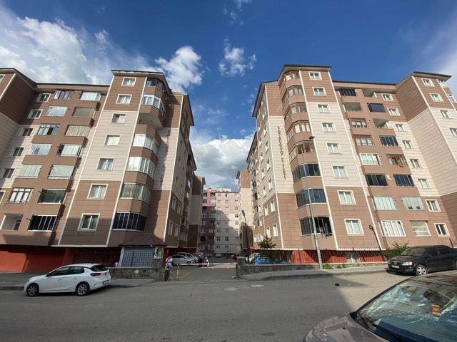 REMAX İLKE'DEN YILDIZKENT'TE 4+1 SATILIK MASRAFSIZ DAİRE