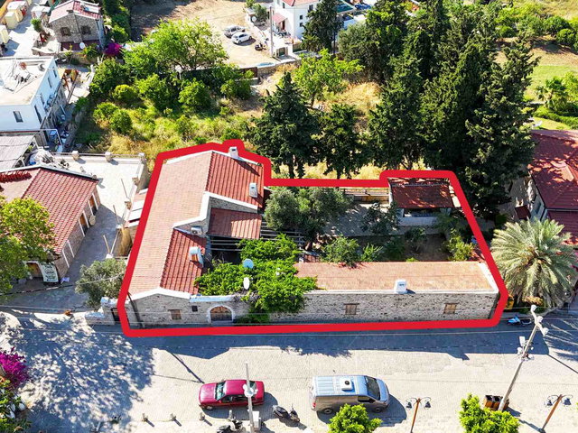 ESKİ DATÇA’NIN KALBİNDE DERGİLERE KONU OLAN EMSALSİZ 175 YILLIK TARİHİ TAŞ EV