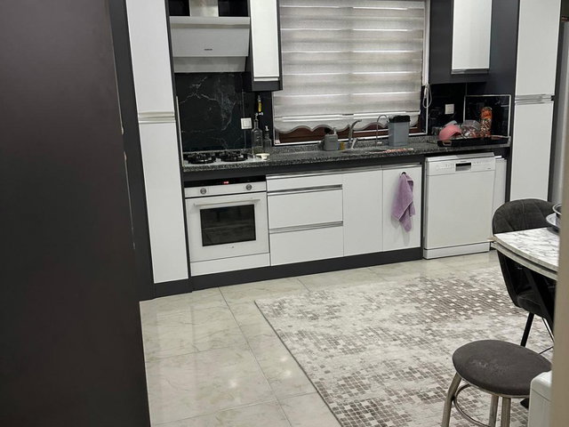 REMAX MODEL DEN BULDAN DA 5+1 SATILIK DUBLEKS DAİRE