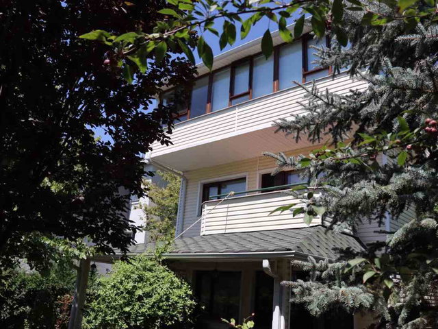 GÖLBAŞI ŞİRİNGÖLKÖY SİTESİNDE 8+2 SATILIK FOURLEX VİLLA