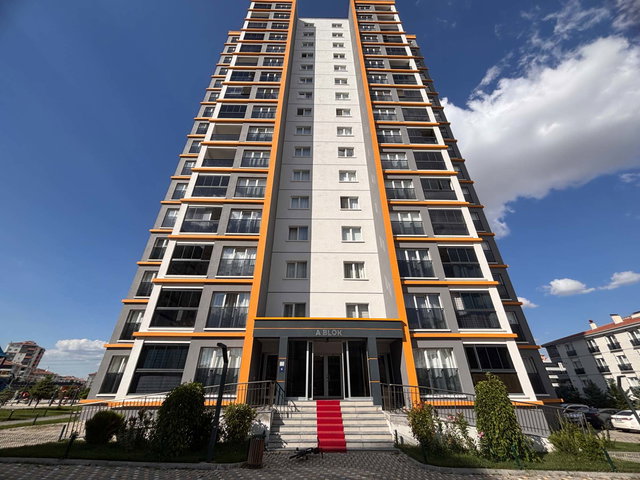 YENİKENT BAĞLIFE GARDEN SİTESİ’NDE SATILIK LÜKS 3+1 DAİRE