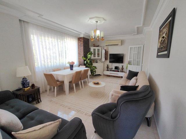 DENİZE 400 METRE MESAFEDE  3+1 BAKIMLI SATILIK  DAİRE