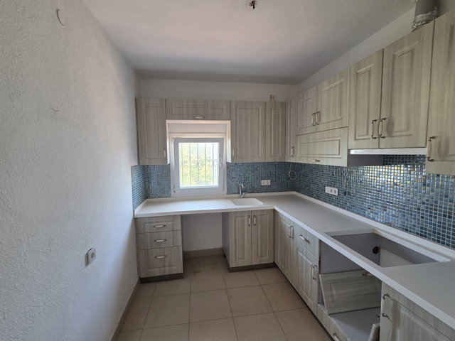 BODRUM ESKİÇEŞMEDE YILLIK KİRALIK 2+1 DAİRE