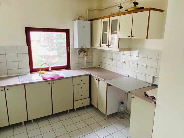 REMAX'TAN SİTE İÇİNDE SATILIK 2+1 ERYAMAN 5 METRO DURAĞI YANI