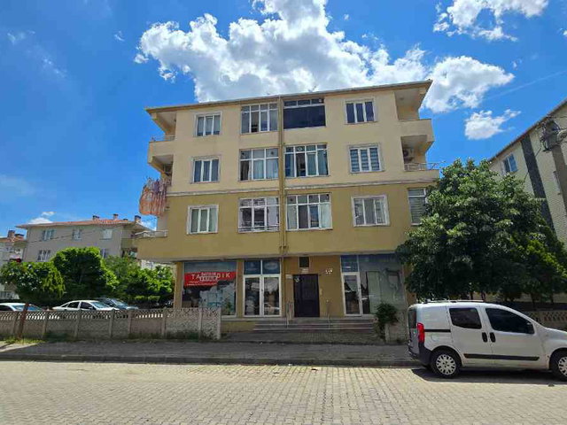 LÜLEBURGAZ GENÇLİK MAHALLESİNDE SATILIK 3+1 DAİRE