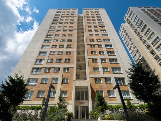 TUZLA AYDINLI LOKUM EVLER SİTESİ’NDE SATILIK 2,5+1 DAİRE
