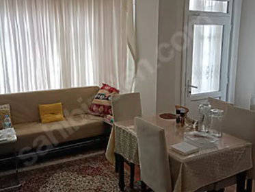 MERKEZI LOKASYONDA 2+1 KULLANIŞLI ARA KAT DAIRE