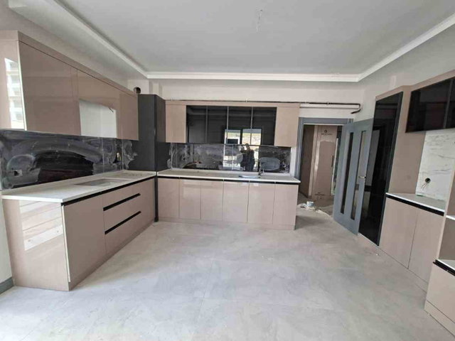 RE/MAX DOĞUDAN ŞAHİNKAYA(ÇAYDAÇIRA)3+1 SIFIR DAİRE SATILIKTIR