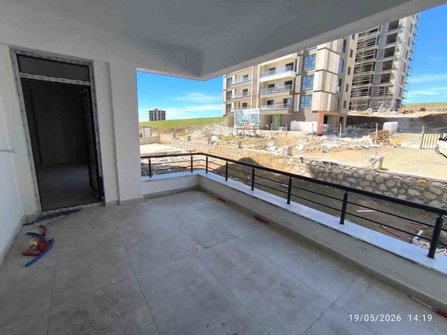 RE/MAX DOĞUDAN ŞAHİNKAYA(ÇAYDAÇIRA)3+1 SIFIR DAİRE SATILIKTIR