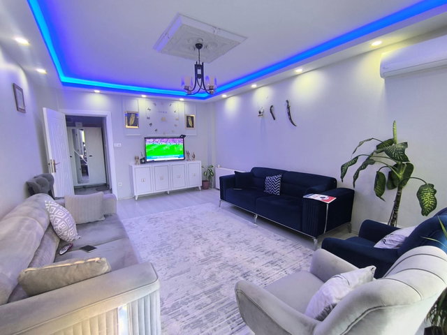 BÜYÜKÇEKME KUMBURGAZ,MERKEZI  KONUMDA  SATILIK 2+1