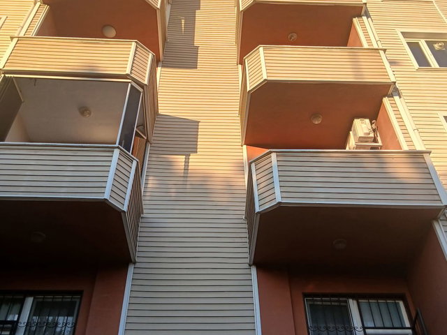 BEYLİKDÜZÜ BARIŞ MAHALLESİ'NDE YAŞAM VADİSİNE KOMŞU NET 145 M²'LİK SATILIK DAİRE !!!